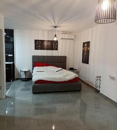 שמילה אירוח 1 Apartman Arad Kültér fotó