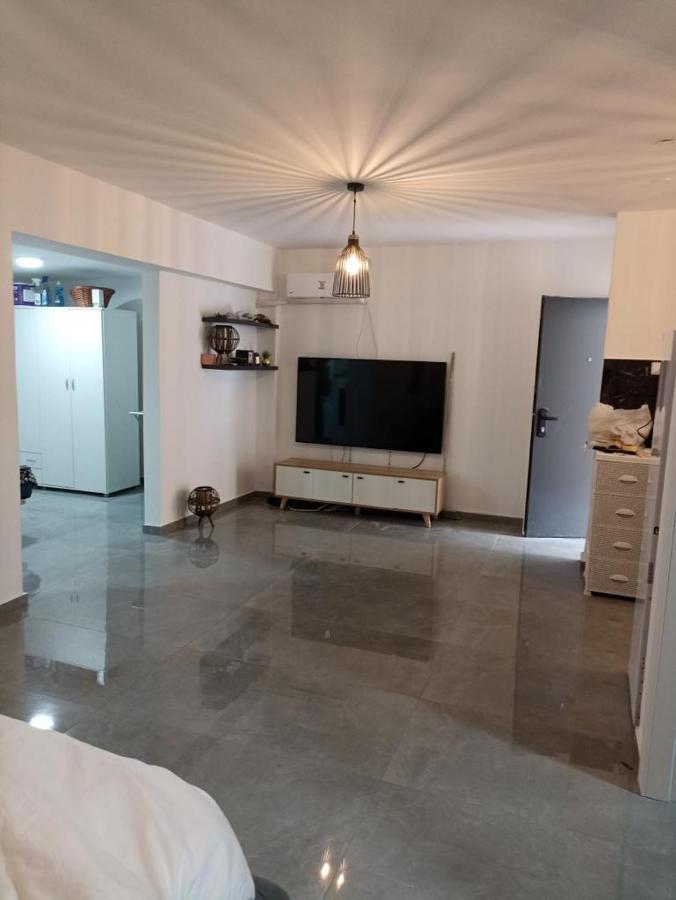 שמילה אירוח 1 Apartman Arad Kültér fotó
